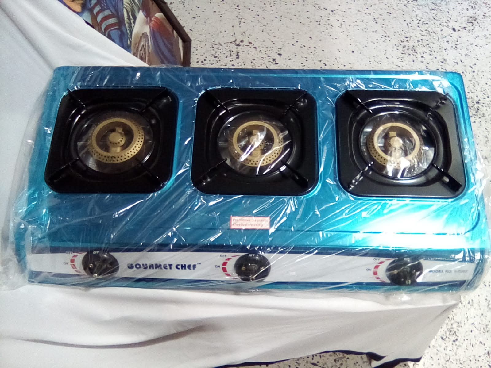 Estufa de gas de 3 parrillas